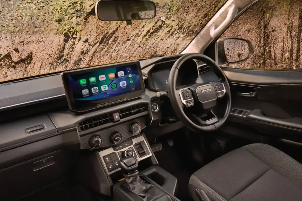 hilux-interior3 (1)