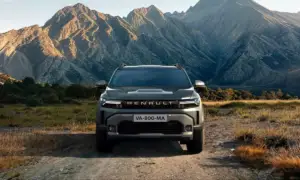 Renault Duster Adventure Edition SUV front view